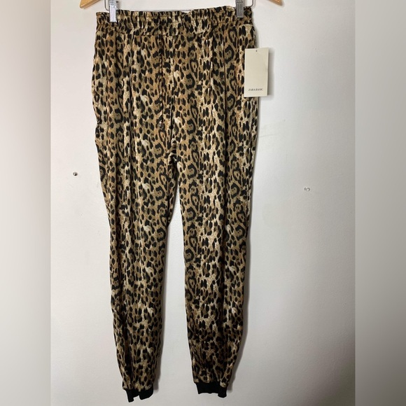 NWT, Zara cheetah jogger pants, size medium - Picture 10 of 12
